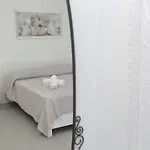 2-room Near With 2 Pools - Luna Apartman