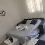 2-room Near With 2 Pools - Luna