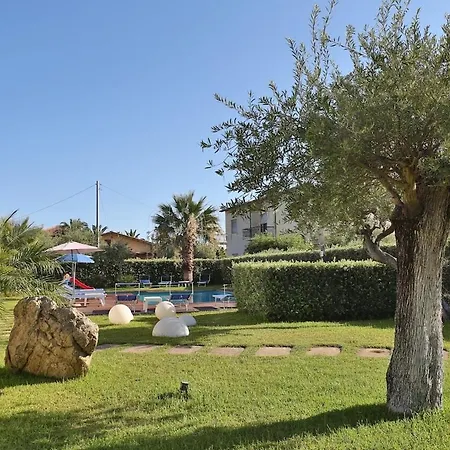 2-room Near Cefalu With 2 Pools - Luna